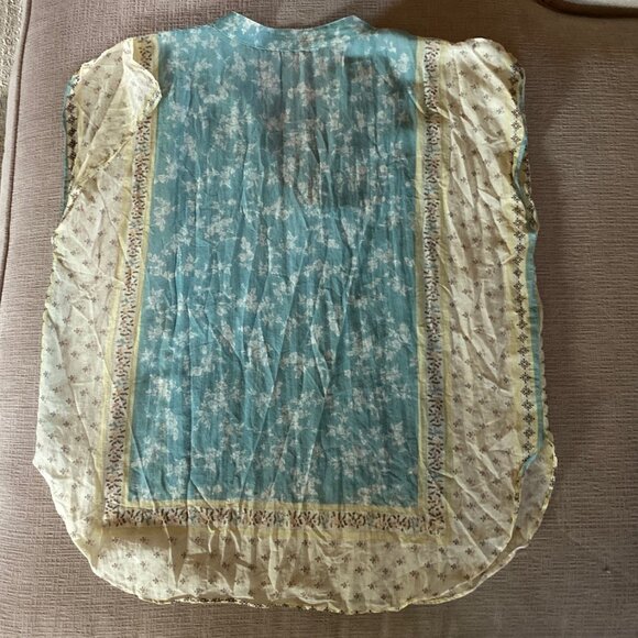 Elie Tahari Sleeveless Blouse with Camisole - Medium - Blue and Yellow Pattern - Picture 14 of 15